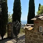 Nyaraló Le Dodici Querce Cortona