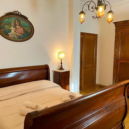 Le Dodici Querce Feriehus Cortona