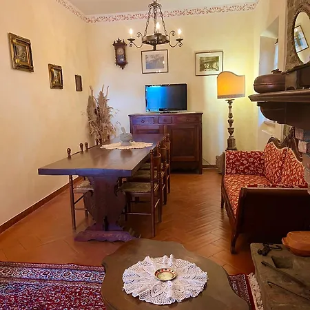Le Dodici Querce Feriehus Cortona